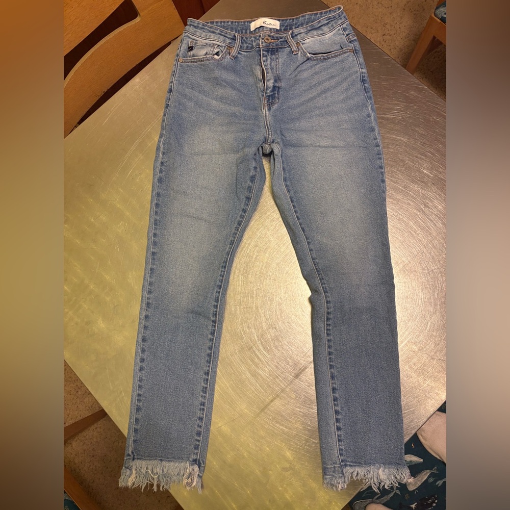 Kancan jeans size 7/27 
Very good used condition